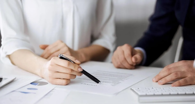 Bagaimana Menyebutkan Penerima Asuransi Jiwa